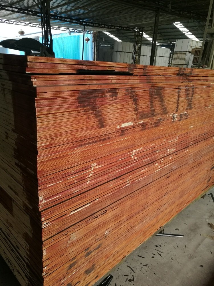18mm Hardwood Core Film Faced Plywood for Constructions