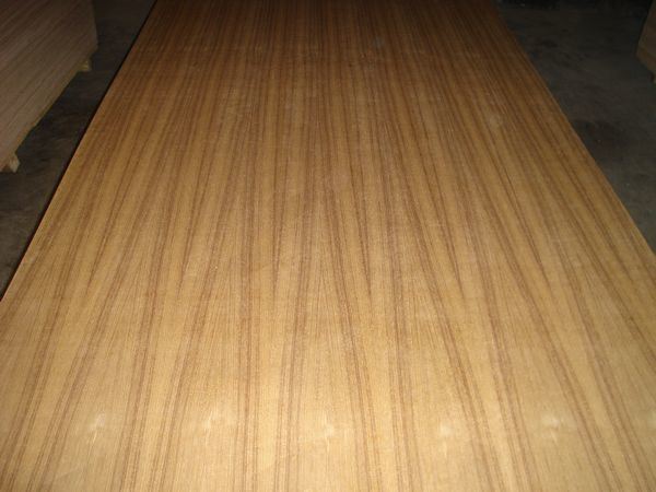 Natural Teak Fancy Plywood / Straight Line