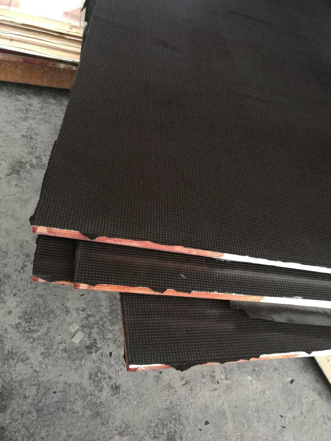 Poplar Core Single Side Wiremesh Anti-Slip Film Faced Plywood