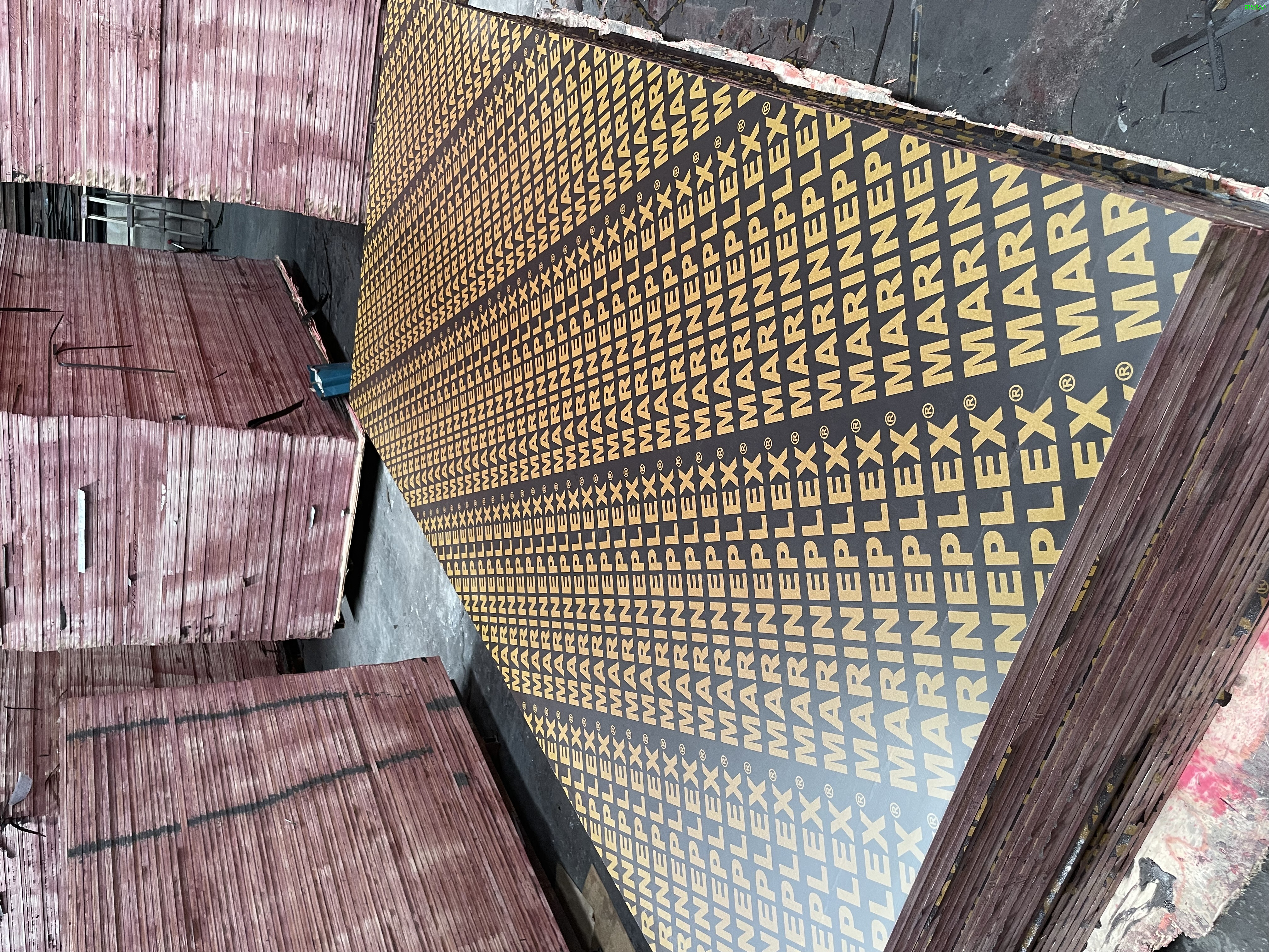 9mm Poplar Core Black Film Faced Plywood For East Asian Markets