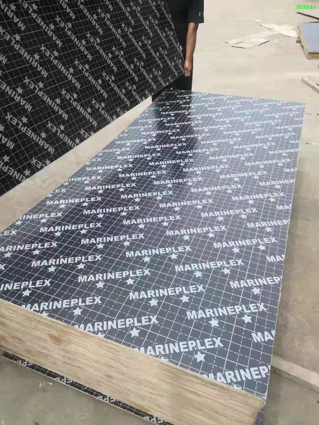 18mm Marineplex Film Faced Plywood Poplar Core for Middel-East Markets
